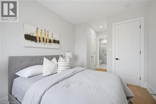 1230 Alexandra Avenue, Mississauga, ON 