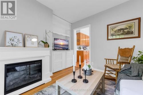 614 Drury Lane, Burlington, ON 