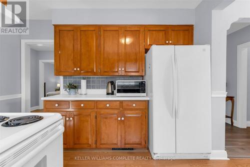 614 Drury Lane, Burlington, ON 