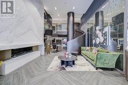 822 - 395 DUNDAS STREET W Oakville, ON L6M 5R8