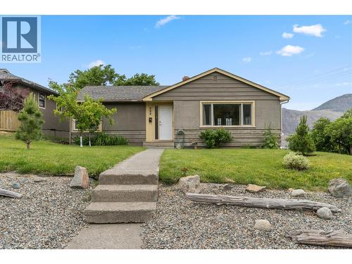 592 MUNRO Street  Kamloops, BC V2C 3E4