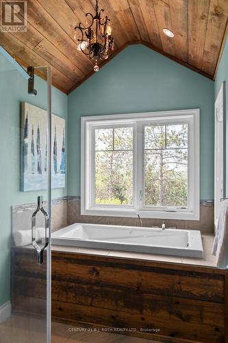 7 Pine Point, Oro-Medonte, ON 