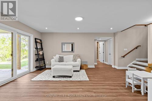 7 Pine Point, Oro-Medonte, ON 