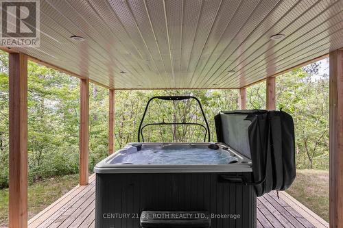 7 Pine Point, Oro-Medonte, ON 
