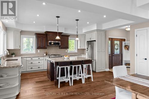 7 Pine Point, Oro-Medonte, ON 