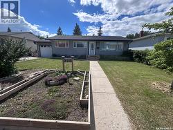2616 Clarence AVENUE S  Saskatoon, SK S7J 1M6