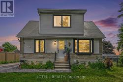 10 CASSIDY ROAD Ottawa, ON K2H 6J8
