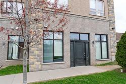 102 - 904 PAISLEY ROAD Guelph, ON N1K 0C6