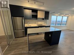 Quartz Kitchen - 