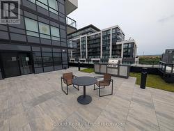 Outdoor Area - 
