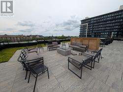 Outdoor Area - 
