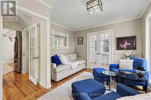 176 Sanford Avenue, Ottawa, ON 