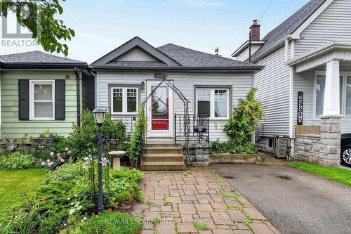 272 COPE STREET  Hamilton, ON L8H 5B5