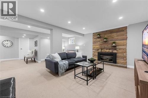 614 Drury Lane, Burlington, ON 