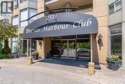 2511 LAKESHORE Road W Unit# 811 Oakville, ON L6L 6L9