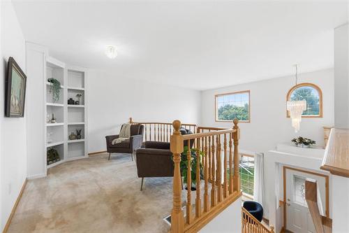 43 Bernfield Bay, Winnipeg, MB 