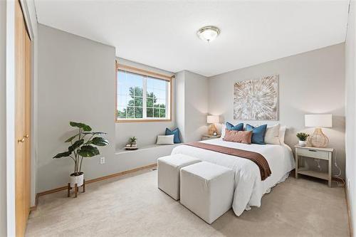 43 Bernfield Bay, Winnipeg, MB 