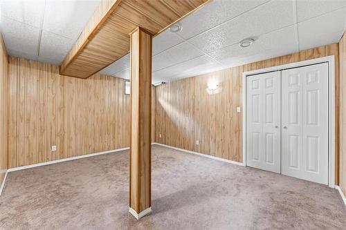 43 Bernfield Bay, Winnipeg, MB 
