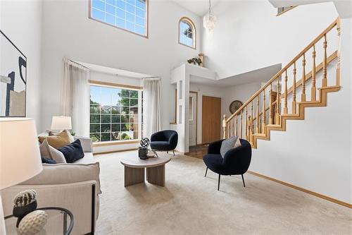43 Bernfield Bay, Winnipeg, MB 