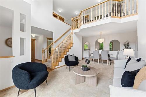 43 Bernfield Bay, Winnipeg, MB 