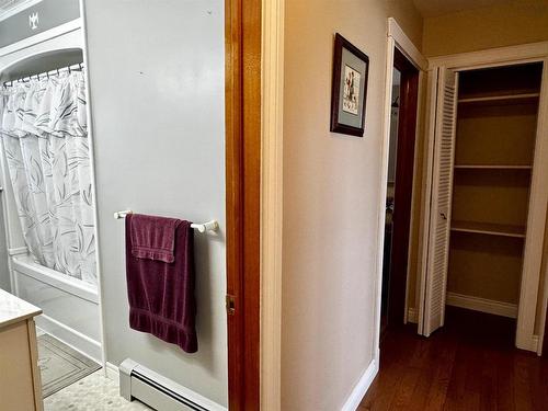 4 Macaulay Avenue, Glace Bay, NS 