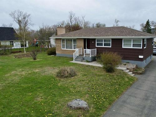 4 Macaulay Avenue, Glace Bay, NS 
