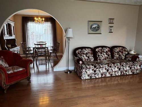 4 Macaulay Avenue, Glace Bay, NS 