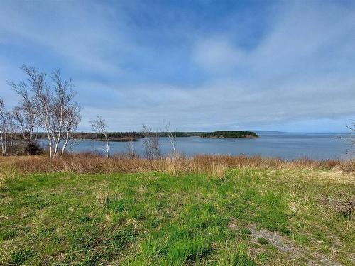 7.3 Acre Highway 4, Red Islands, NS 