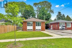 4 PELMAR PLACE Toronto, ON M1G 1G5