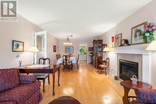 508 Jo Anne Crescent, Cornwall, ON - Indoor Photo Showing Living Room With Fireplace