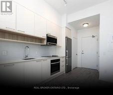 718 - 3005 PINE GLEN ROAD Oakville, ON L6M 5P5