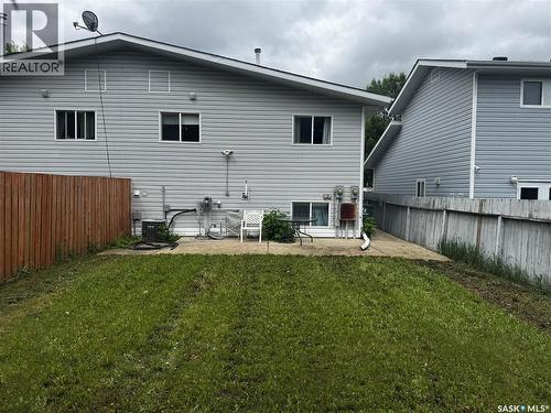 233 Lochrie Crescent, Saskatoon, SK 