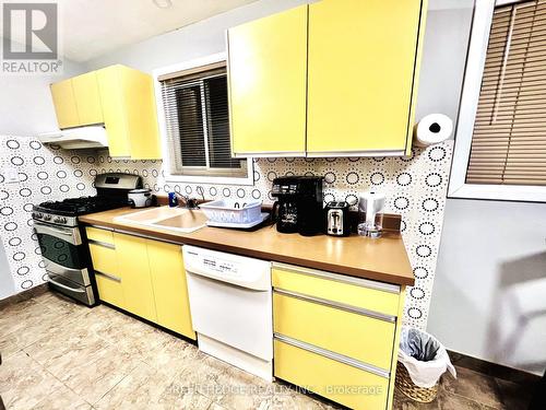 34 Stanley Avenue, Kitchener, ON 