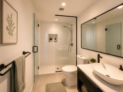 Master Bathroom - 
