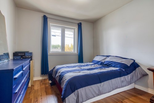 Chambre à coucher - 2650 Ch. St-Pierre, Sainte-Thècle, QC - Indoor Photo Showing Bedroom