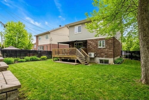 Courtyard - 12809 Rue Brook, Montréal (Pierrefonds-Roxboro), QC 