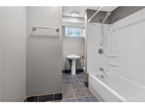 498 Gorge Rd, Moncton, NB 
