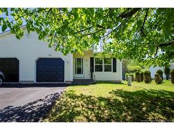 24 Thistle ST Saint John, NB E2M 5T1