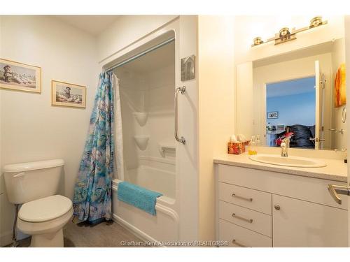 105 Moonstone Crescent, Chatham, ON 