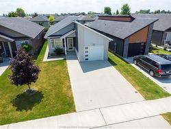 105 Moonstone Crescent  Chatham, ON N7M 0S1