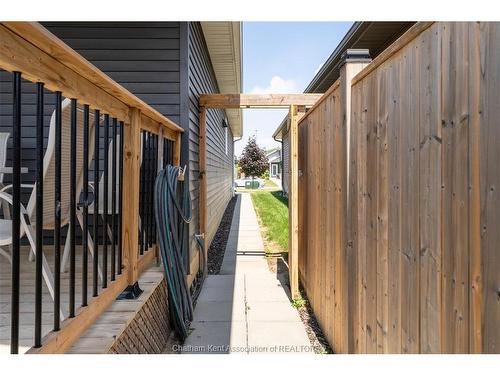 105 Moonstone Crescent, Chatham, ON 