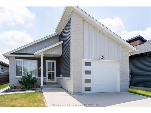 105 Moonstone Crescent, Chatham, ON 