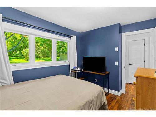 180 Edinburgh St, Fredericton, NB 