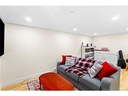 180 Edinburgh St, Fredericton, NB 