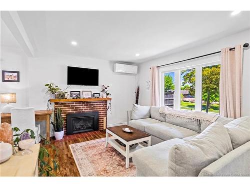 180 Edinburgh St, Fredericton, NB 