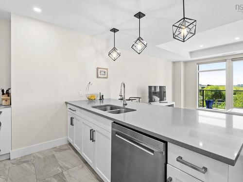 705 1990 Vernon, Halifax, NS 