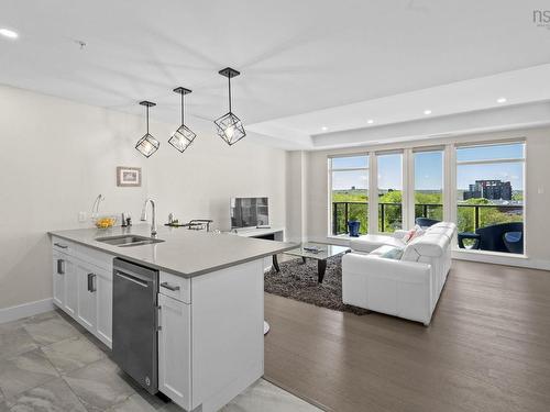 705 1990 Vernon, Halifax, NS 