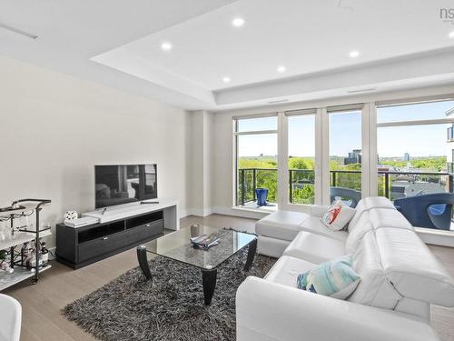 705 1990 Vernon, Halifax, NS 
