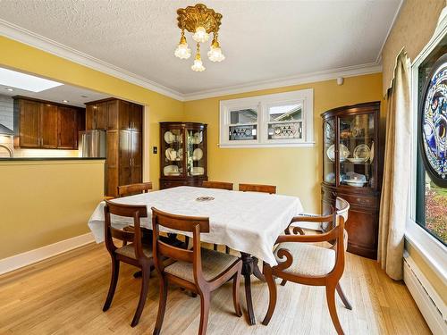15 Lakeview Avenue, Dartmouth, NS 
