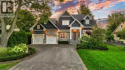 647 CEDAR Avenue  Burlington, ON L7T 2R4